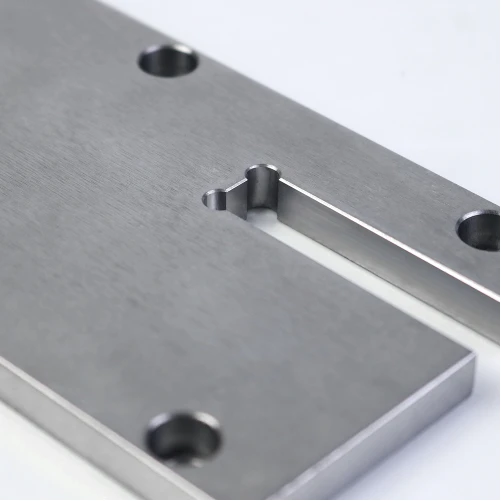 trachywiredd uchel Q235 Carbon Steel CNC Parts